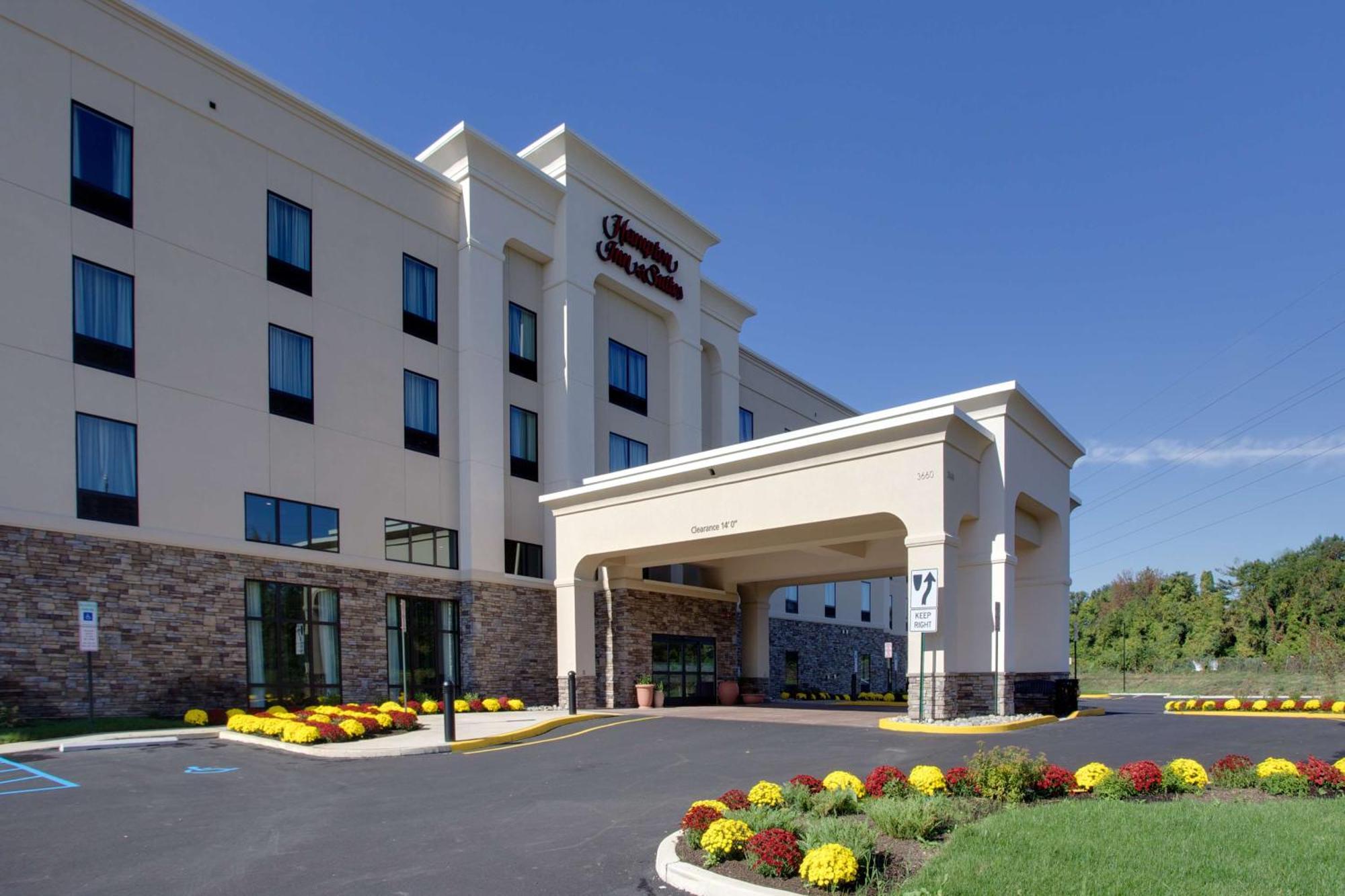 Hampton Inn & Suites Philadelphia/Bensalem Ngoại thất bức ảnh