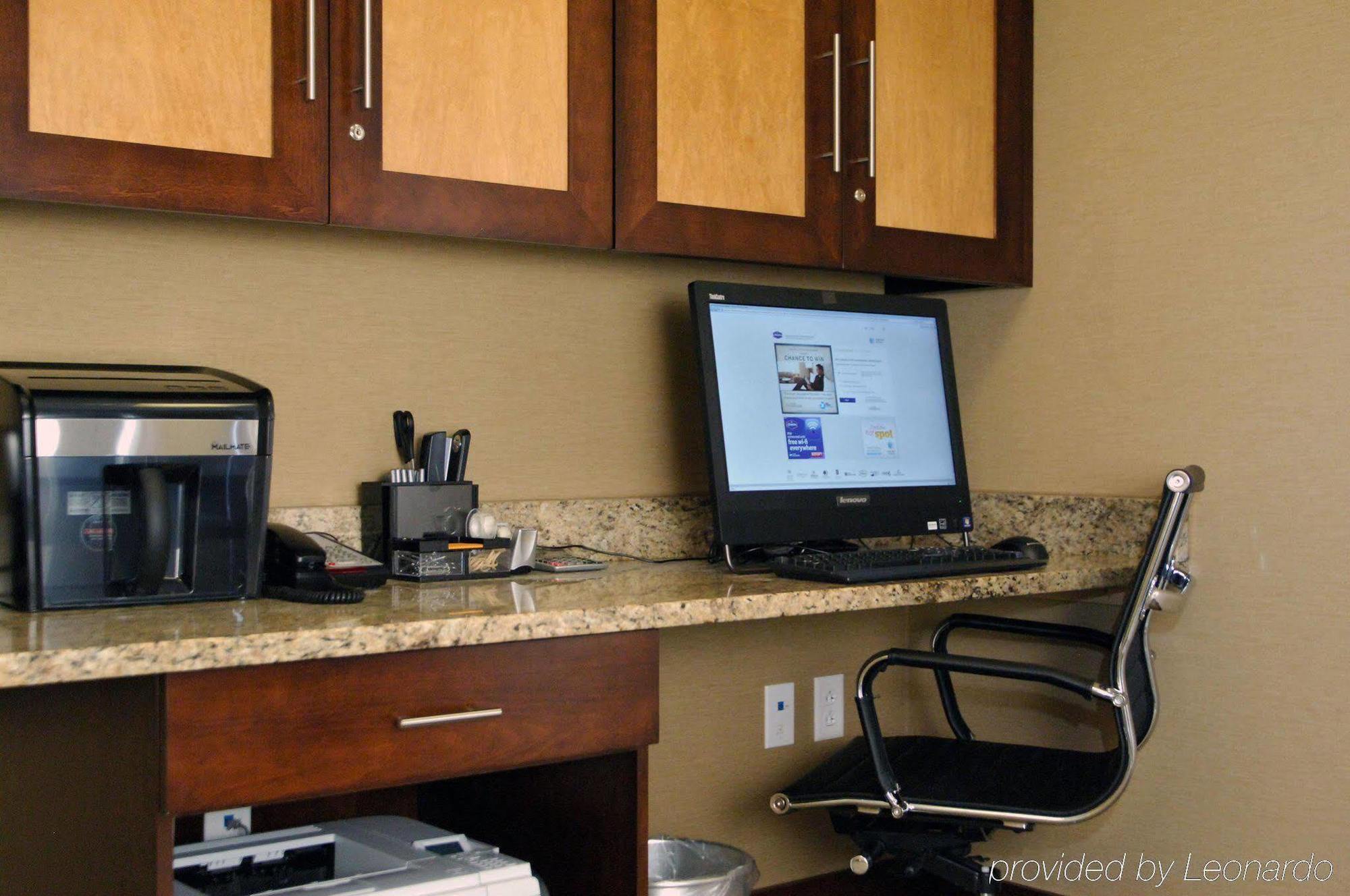 Hampton Inn & Suites Philadelphia/Bensalem Ngoại thất bức ảnh