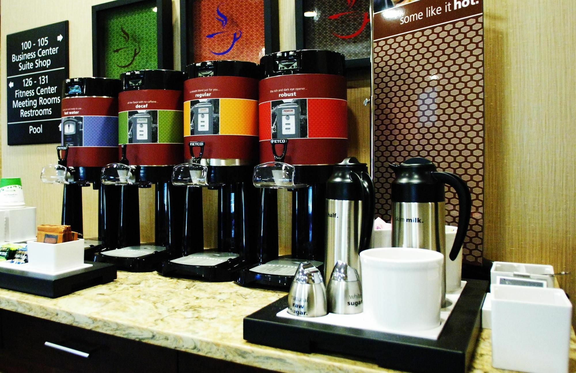 Hampton Inn & Suites Philadelphia/Bensalem Ngoại thất bức ảnh