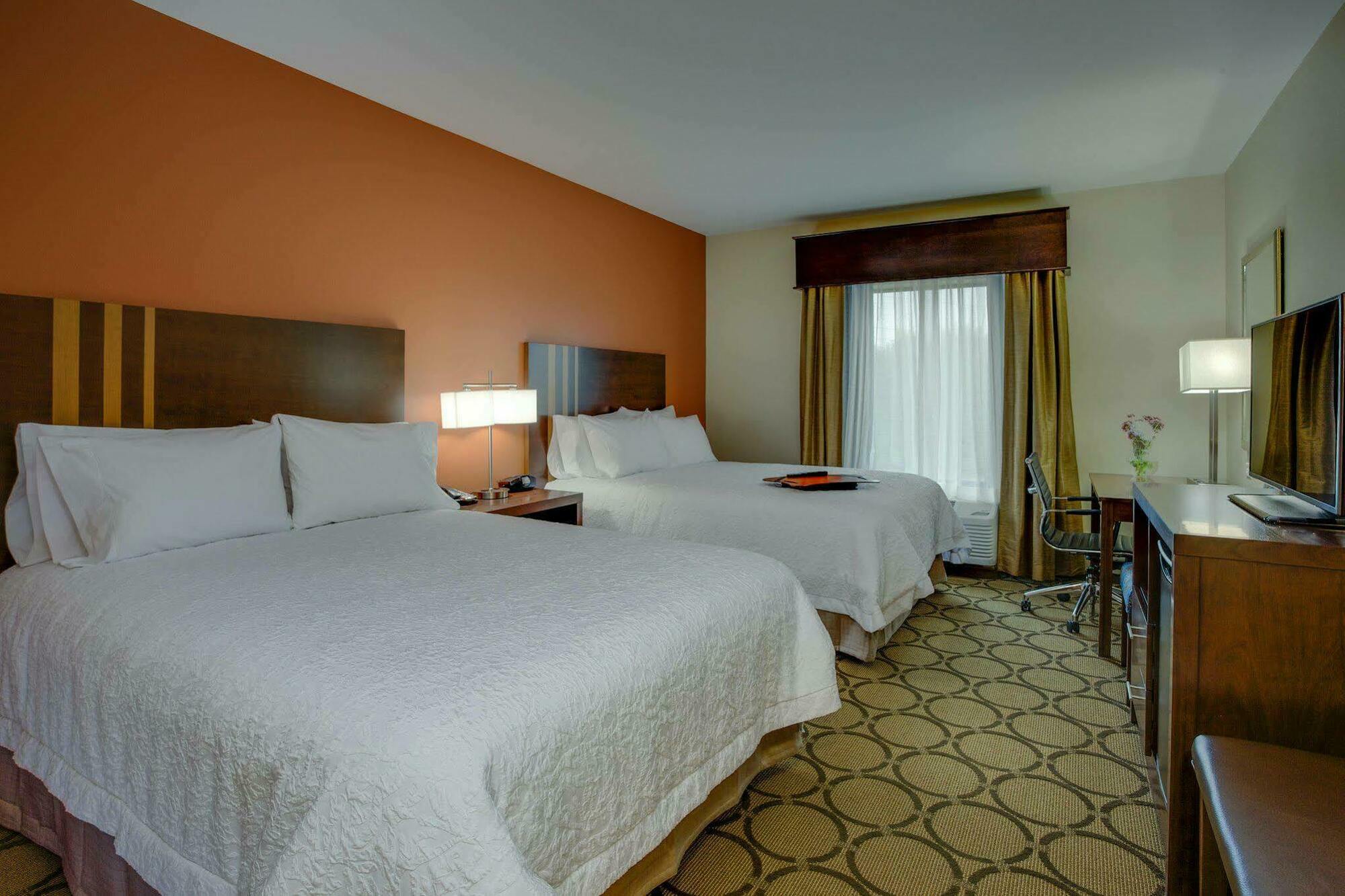 Hampton Inn & Suites Philadelphia/Bensalem Ngoại thất bức ảnh